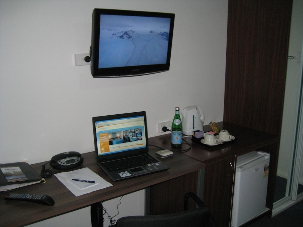 DEVERE HOTEL photo 4
