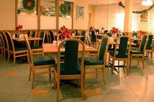 IMPERIAL HOTEL AND SUITES photo 3