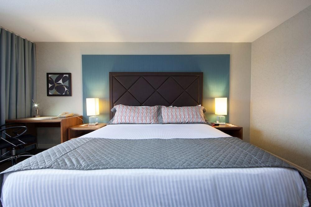 HOTEL UNIVERSEL MONTREAL photo 3