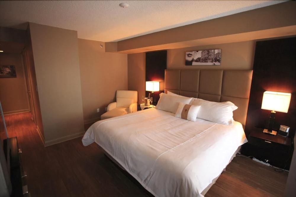 PANTAGES HOTEL TORONTO photo 2