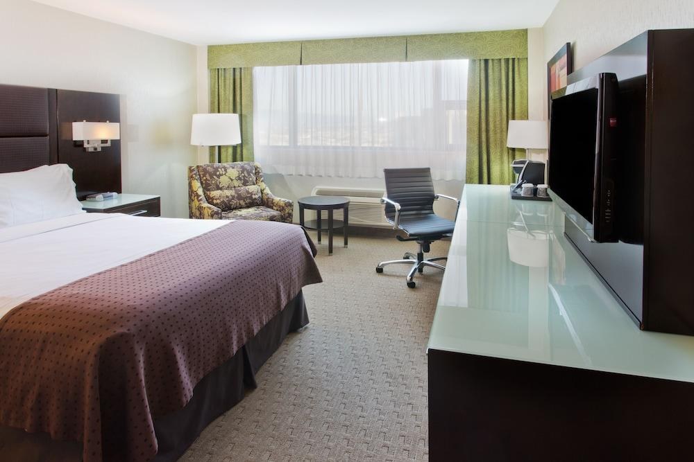 HOLIDAY INN VANCOUVER CENTRE photo 4