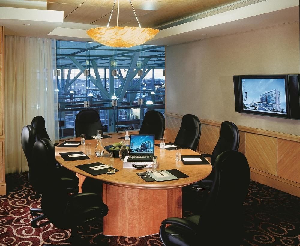FAIRMONT VANCOUVER AIRPORT
