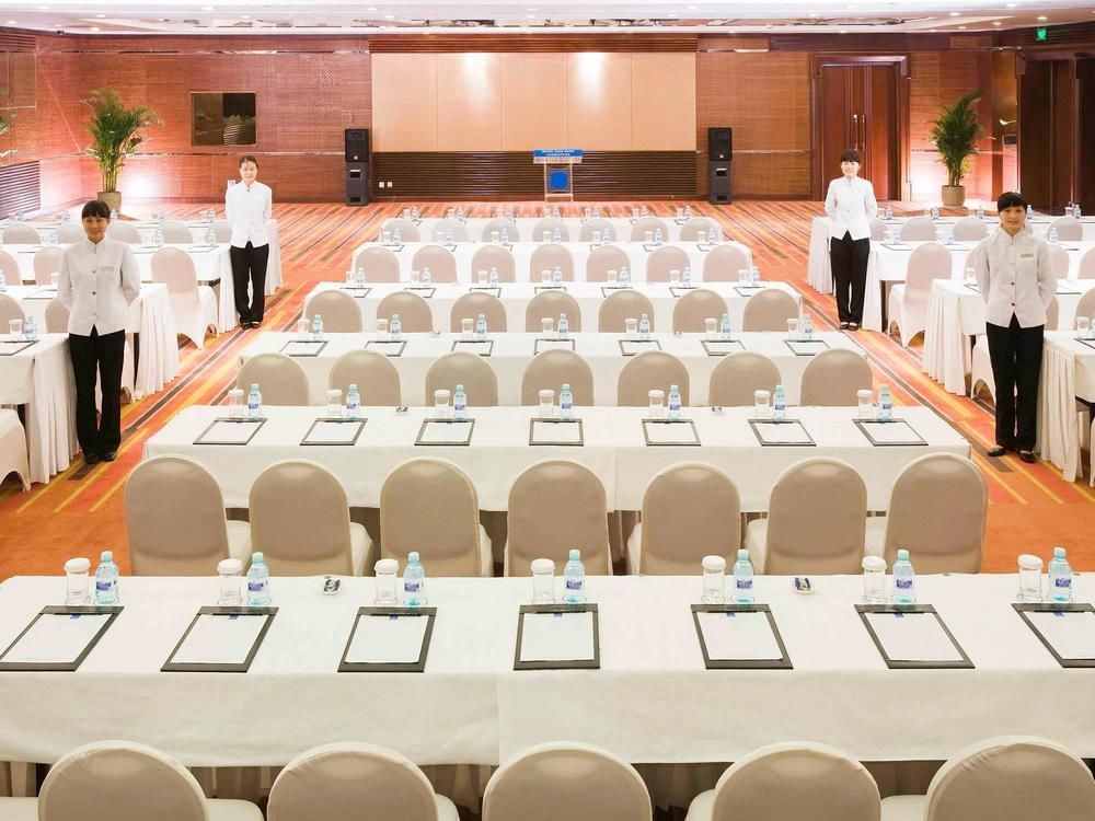 NOVOTEL BEIJING PEACE photo 1