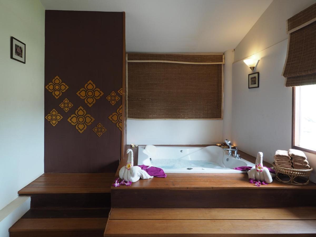 ROYAL LANTA RESORT & SPA photo 3