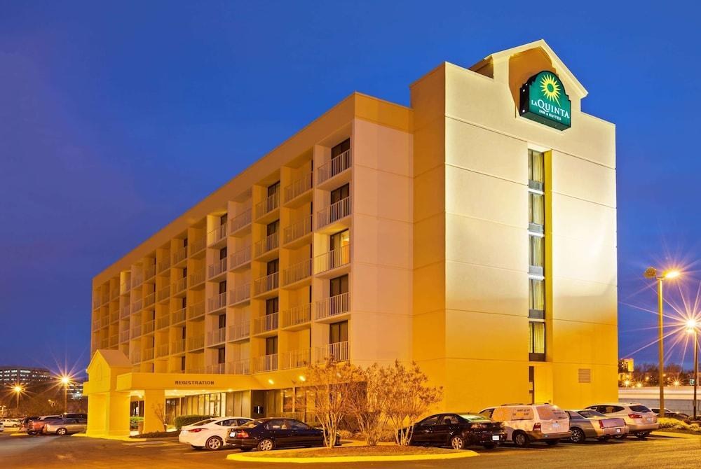 LA QUINTA INN & SUITES NASHVILLE AIRPORT/OPRYLAND photo 3