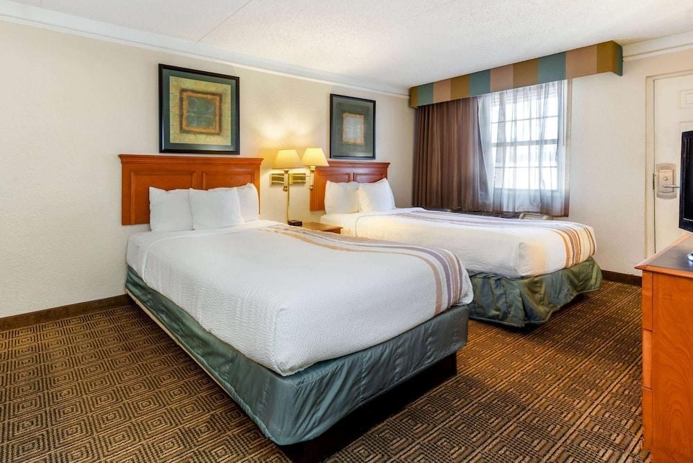 LA QUINTA BOSSIER CITY photo 2
