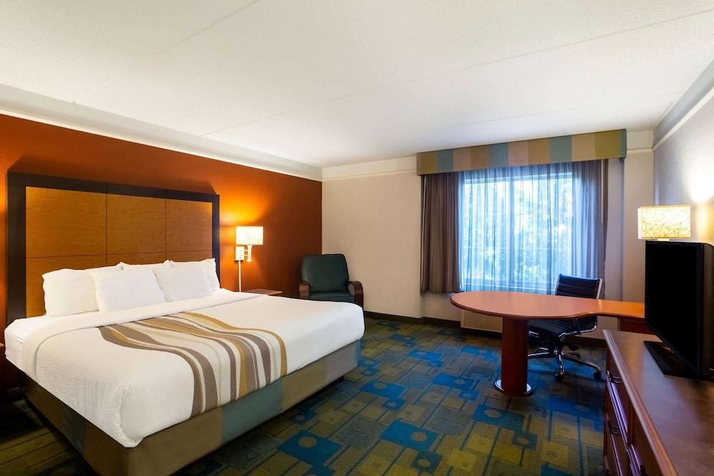 LA QUINTA INN CHARLOTTE AIRPORT SOUTH