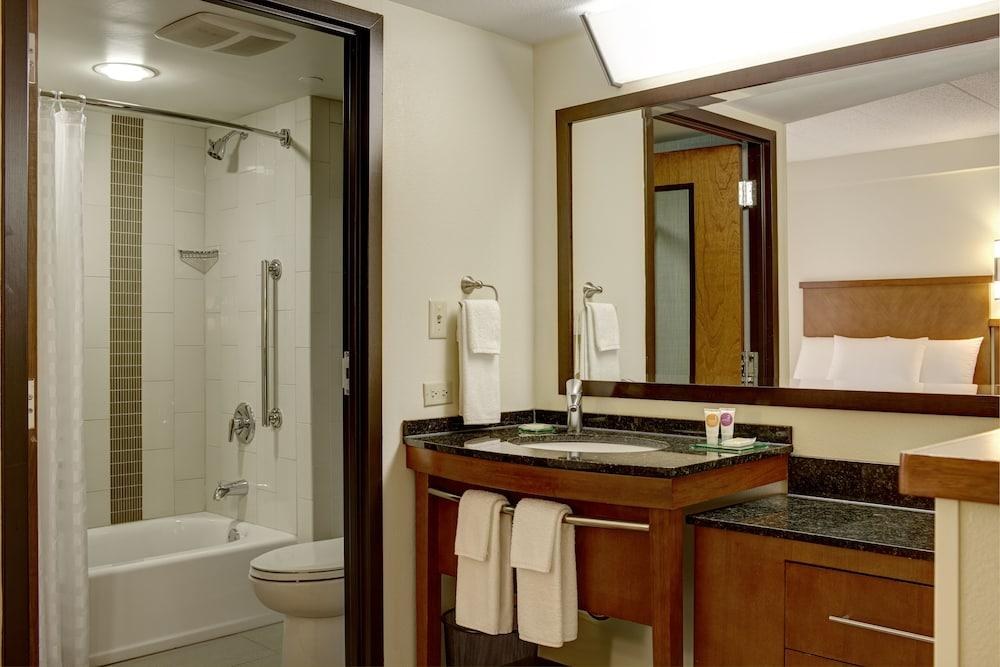 Hyatt Place Fort Lauderdale Cruise Port Conv photo 4