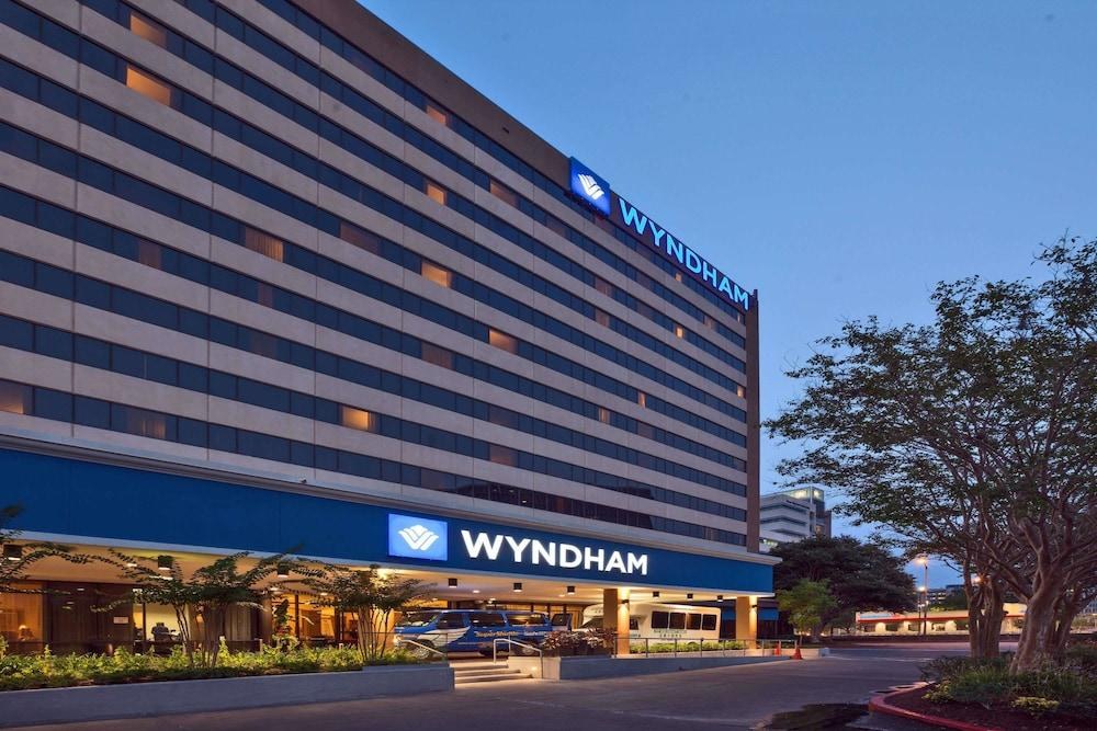 DoubleTree by Hilton Houston Medical Center Hotel & Suites photo 3