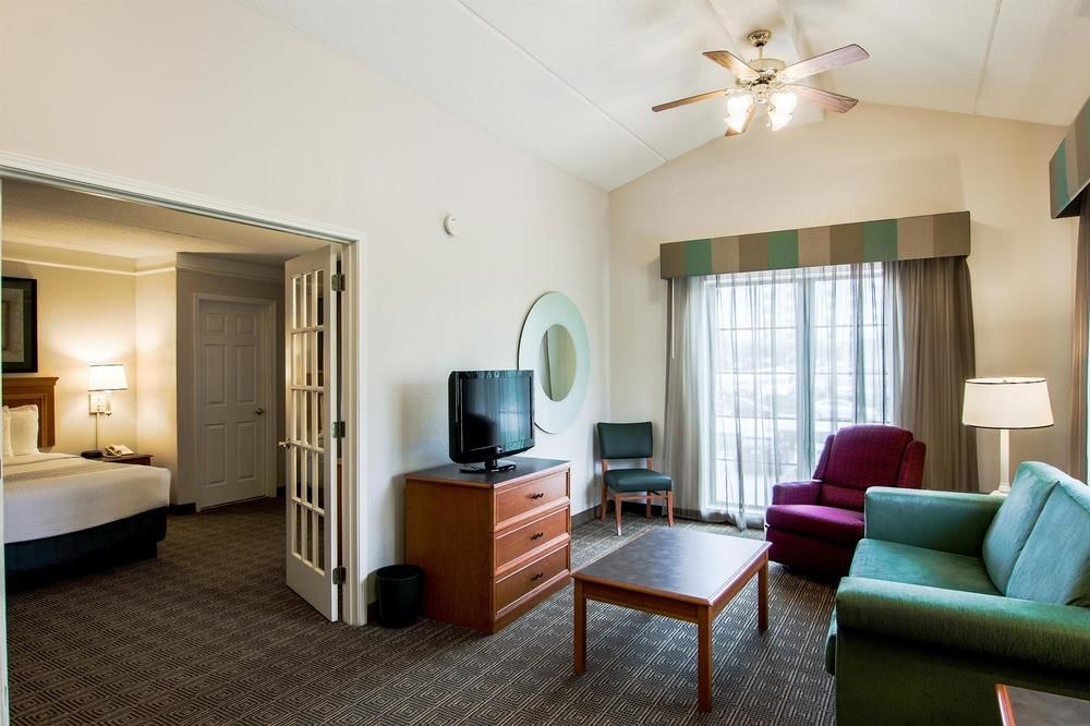 LA QUINTA INN LEXINGTON photo 1