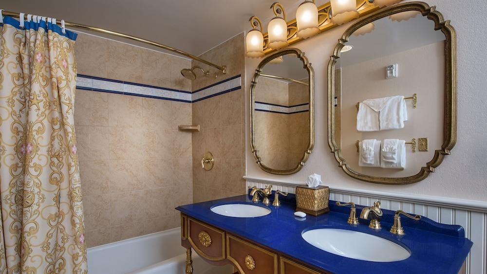 DISNEY'S PORT ORLEANS RESORT - RIVERSIDE photo 3