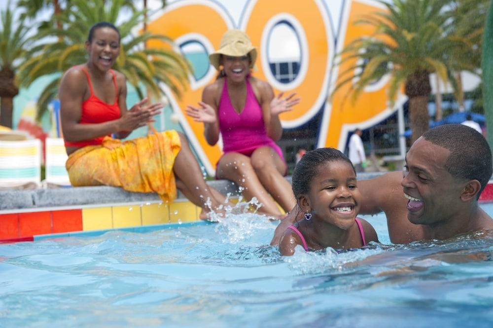 DISNEY'S POP CENTURY RESORT photo 4
