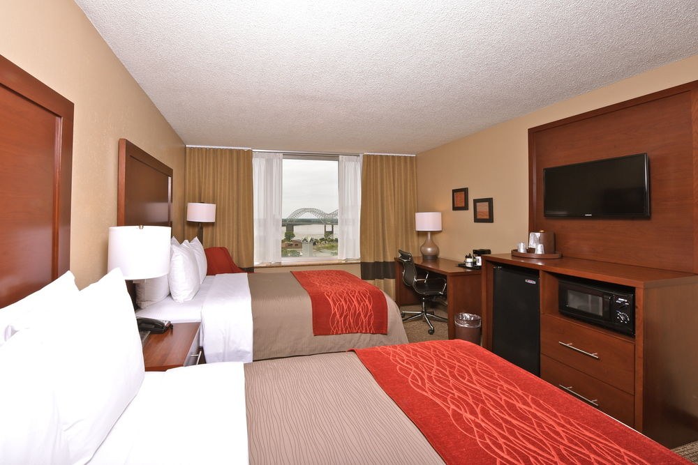 COMFORT INN DOWNTOWN MEMPHIS
