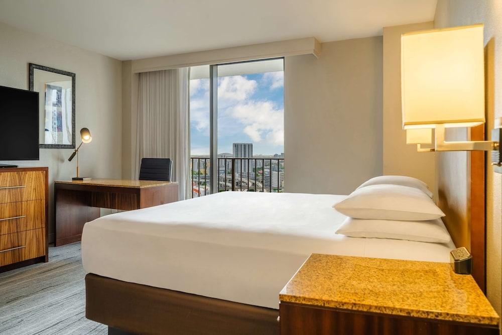 HYATT REGENCY MIAMI photo 2