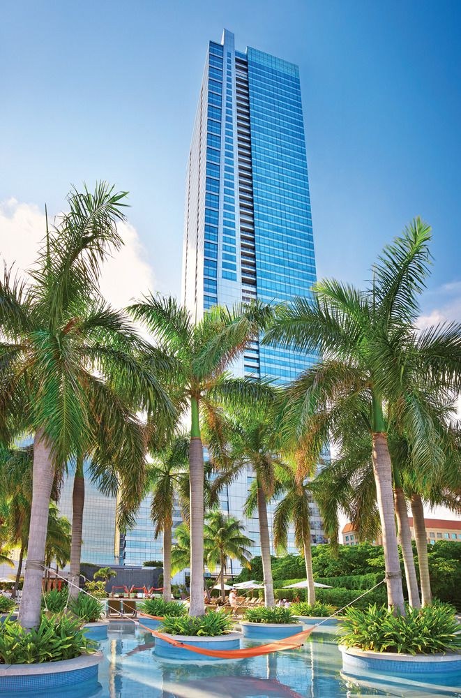 FOUR SEASONS HOTEL MIAMI