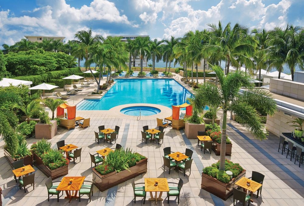 FOUR SEASONS HOTEL MIAMI photo 1