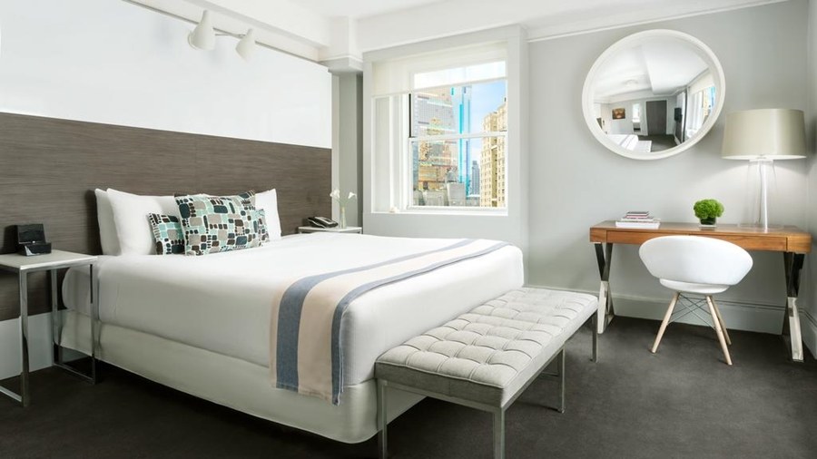 PARAMOUNT HOTEL photo 1