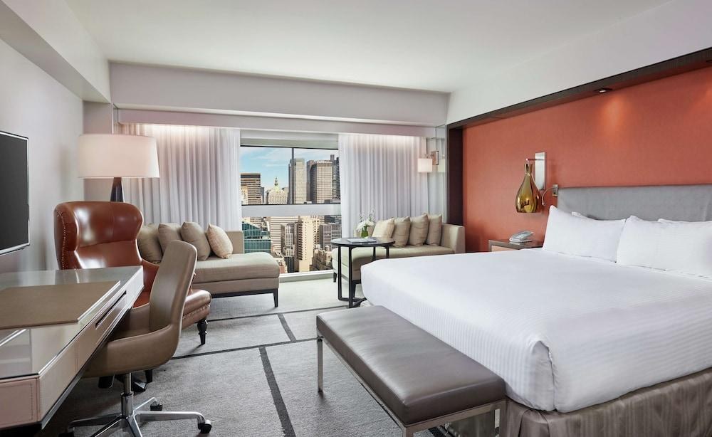 MILLENNIUM HILTON NEW YORK ONE UN PLAZA photo 3