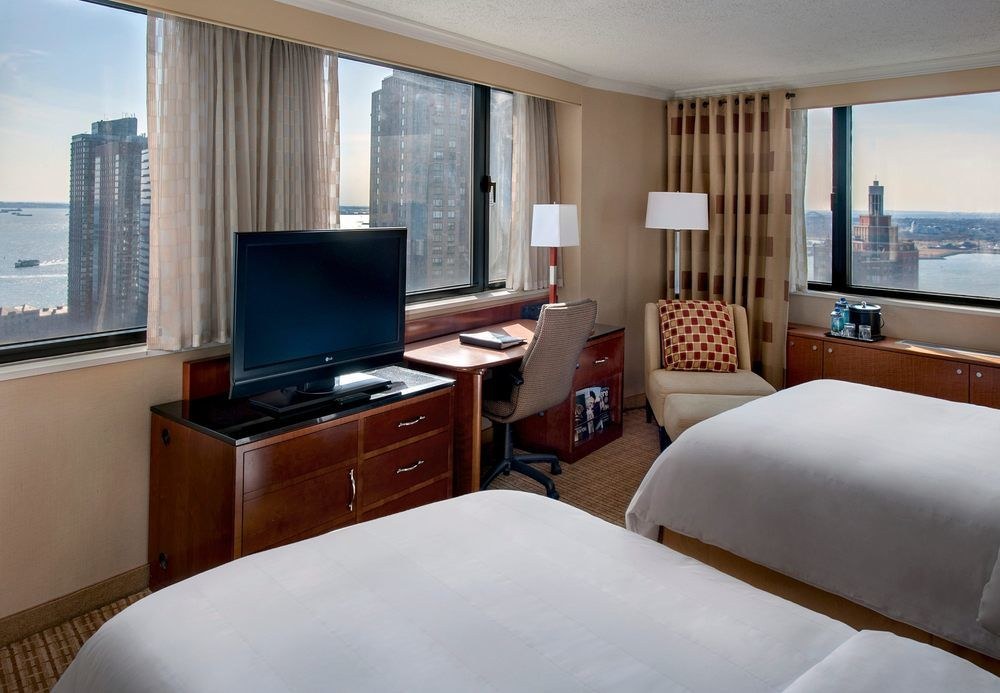 NEW YORK MARRIOTT DOWNTOWN photo 1