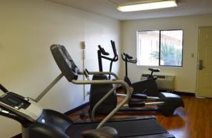Travelodge by Wyndham San Antonio Lackland AFB North photo 3