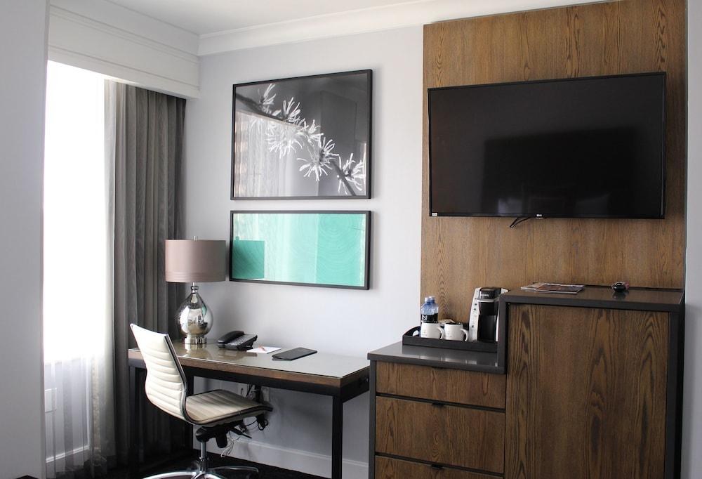 Hilton Motif Seattle photo 3