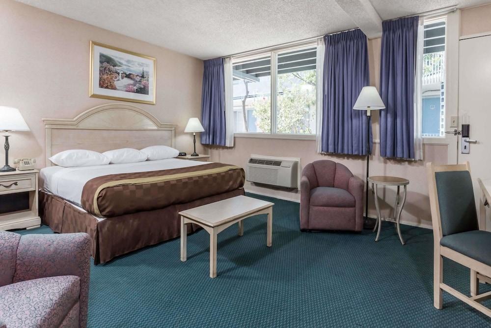TRAVELODGE SAN FRANCISCO AIRPORT NORTH photo 3