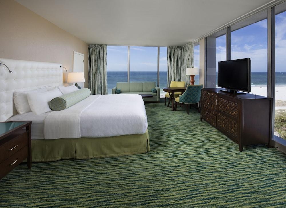 HOLIDAY INN LIDO BEACH photo 4