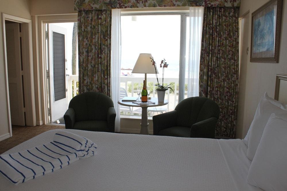 SANDCASTLE RESORT AT LIDO BEACH photo 4