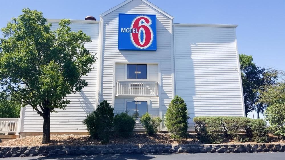 Motel 6 Maryland Heights, MO photo 1