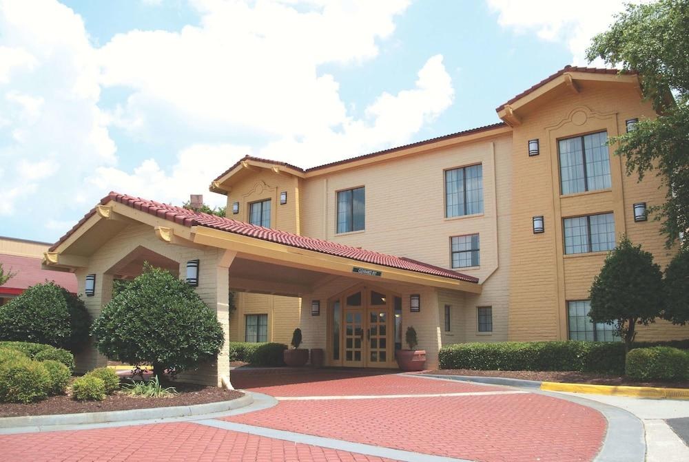 LA QUINTA INN NORFOLK VIRGINIA BEACH photo 2