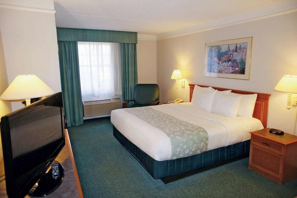 LA QUINTA INN NORFOLK VIRGINIA BEACH photo 3