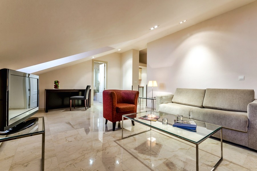 EXE SUITES 33 photo 1