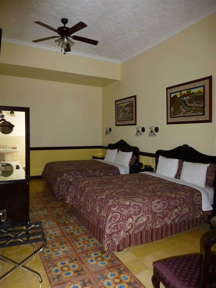 Santo Tomas Hotel