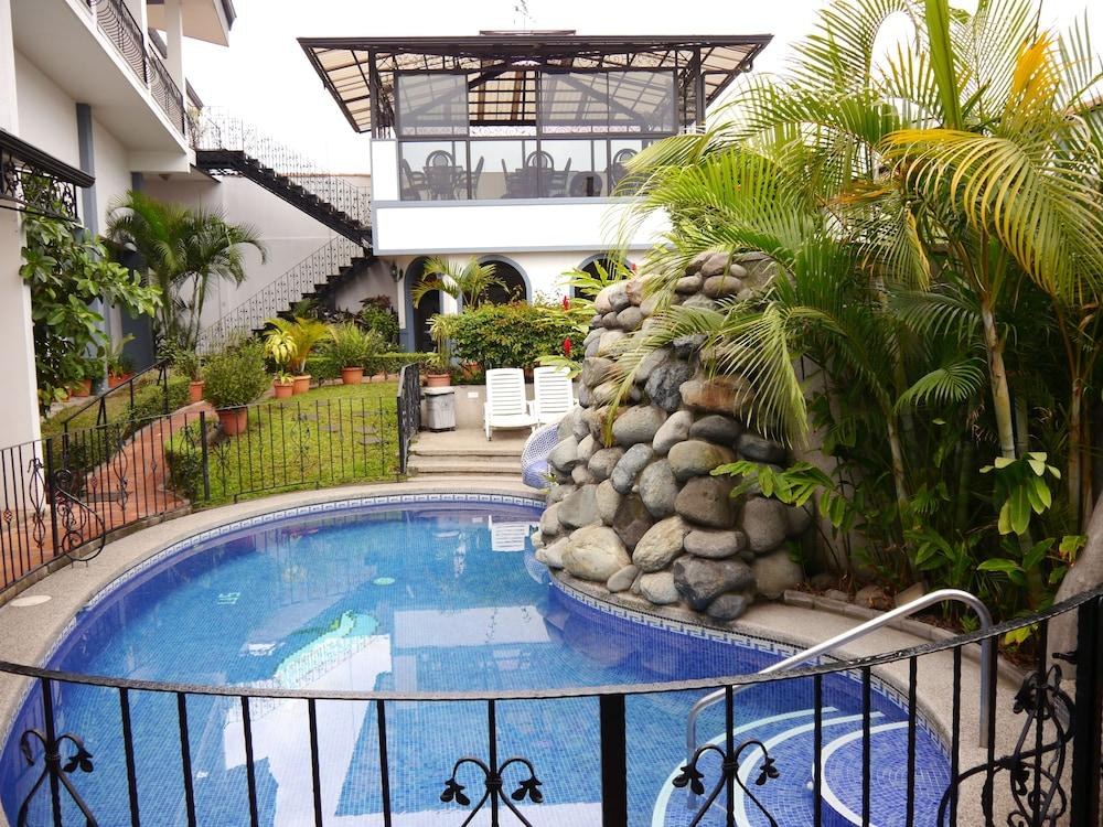 Santo Tomas Hotel photo 2