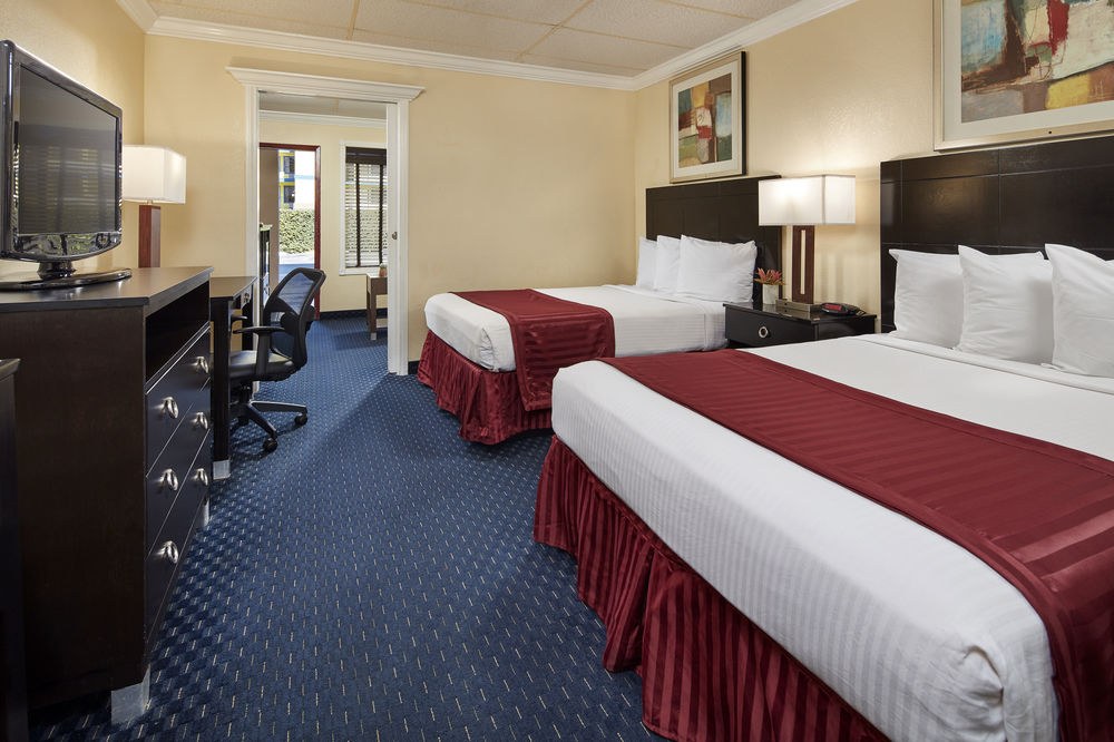 Capri Suites Anaheim