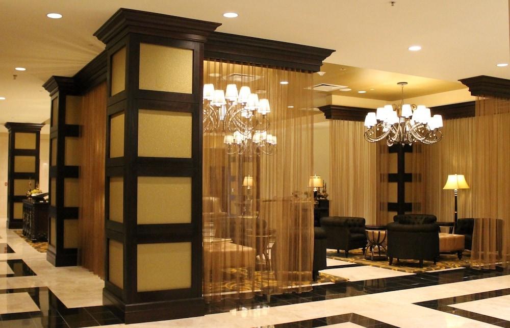 INTERCONTINENTAL NEW ORLEANS photo 2