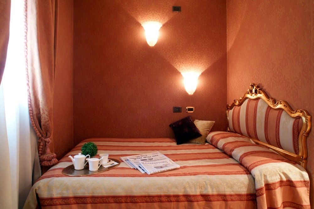 CA GOTTARDI photo 1