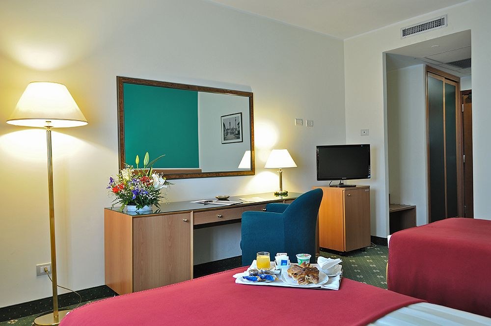 BV Oly Hotel photo 2
