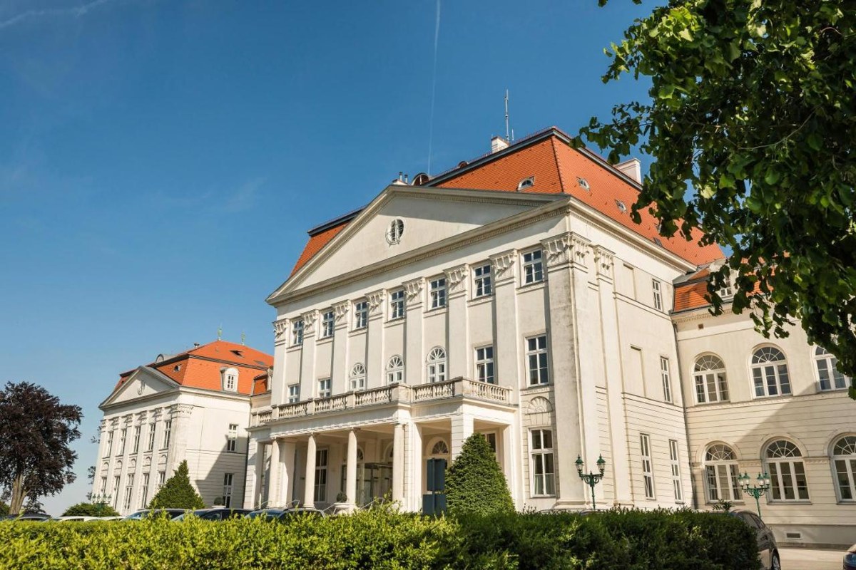 AUSTRIA TREND HTL SCHLOSS WILHELMINENBERG