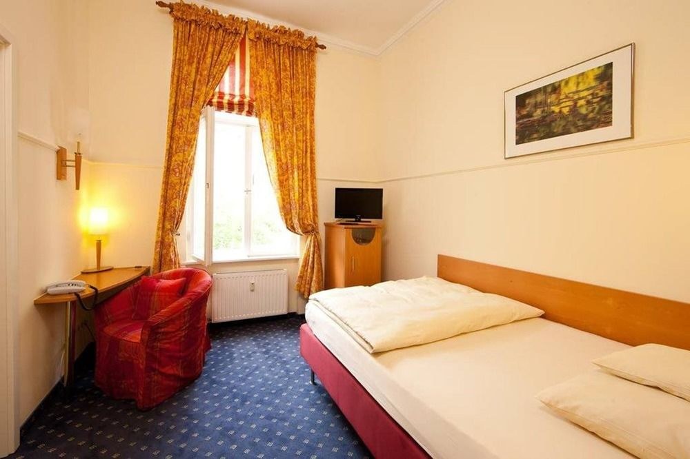 HOTEL AUGUSTA photo 3