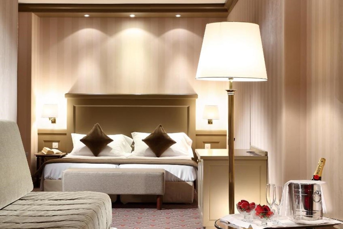 DE LA PAIX HOTEL photo 2