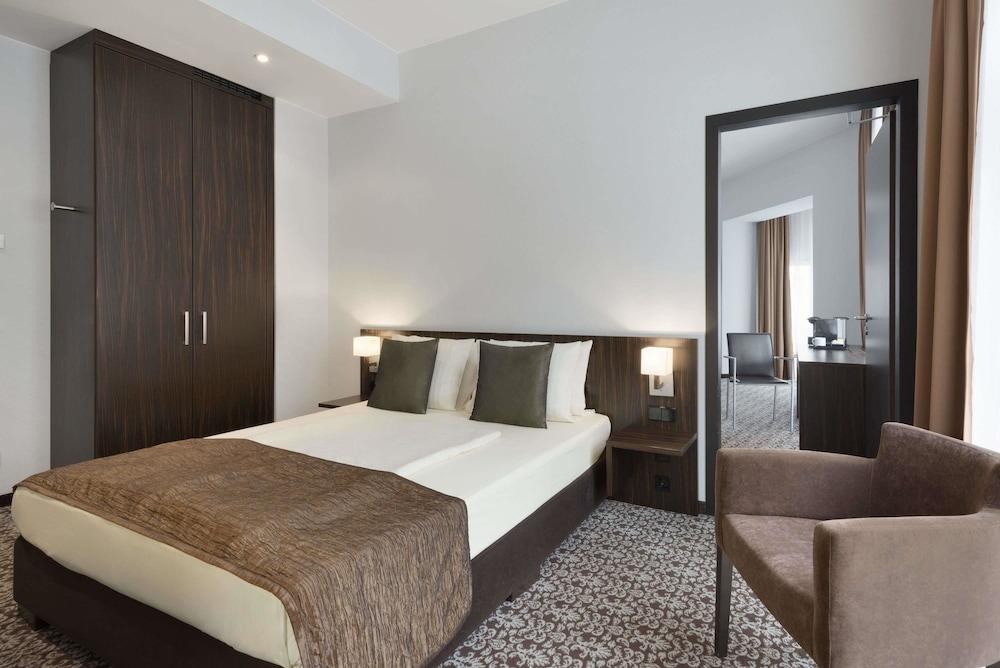 Ramada by Wyndham Frankfurt Central Station photo 3