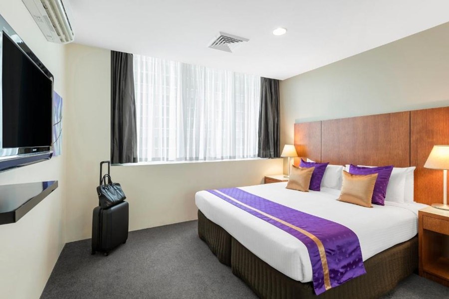 PARK REGIS GRIFFIN SUITES photo 2