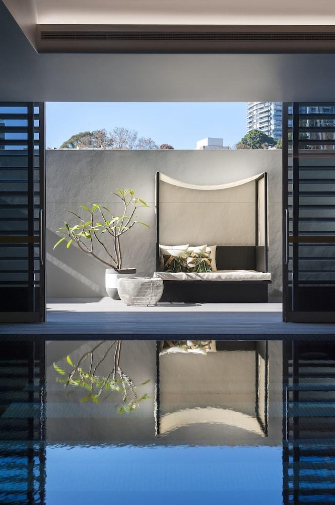 OVOLO WOOLLOOMOOLOO