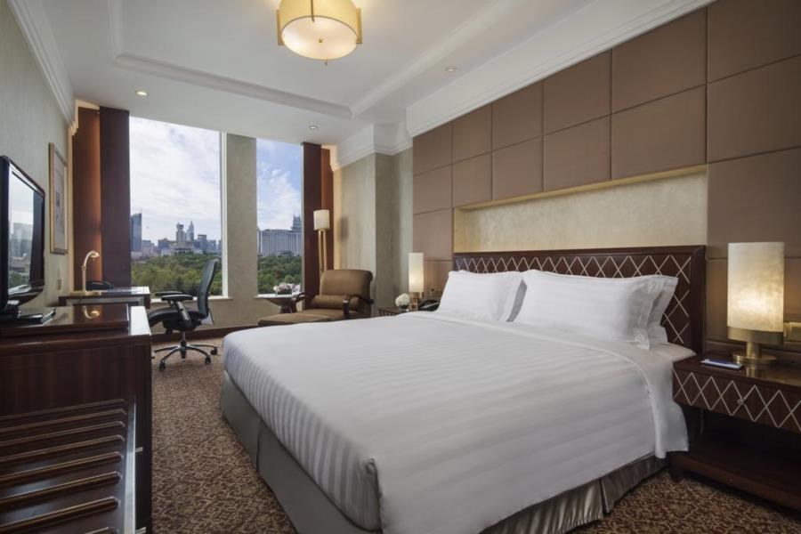 Radisson Blu New World