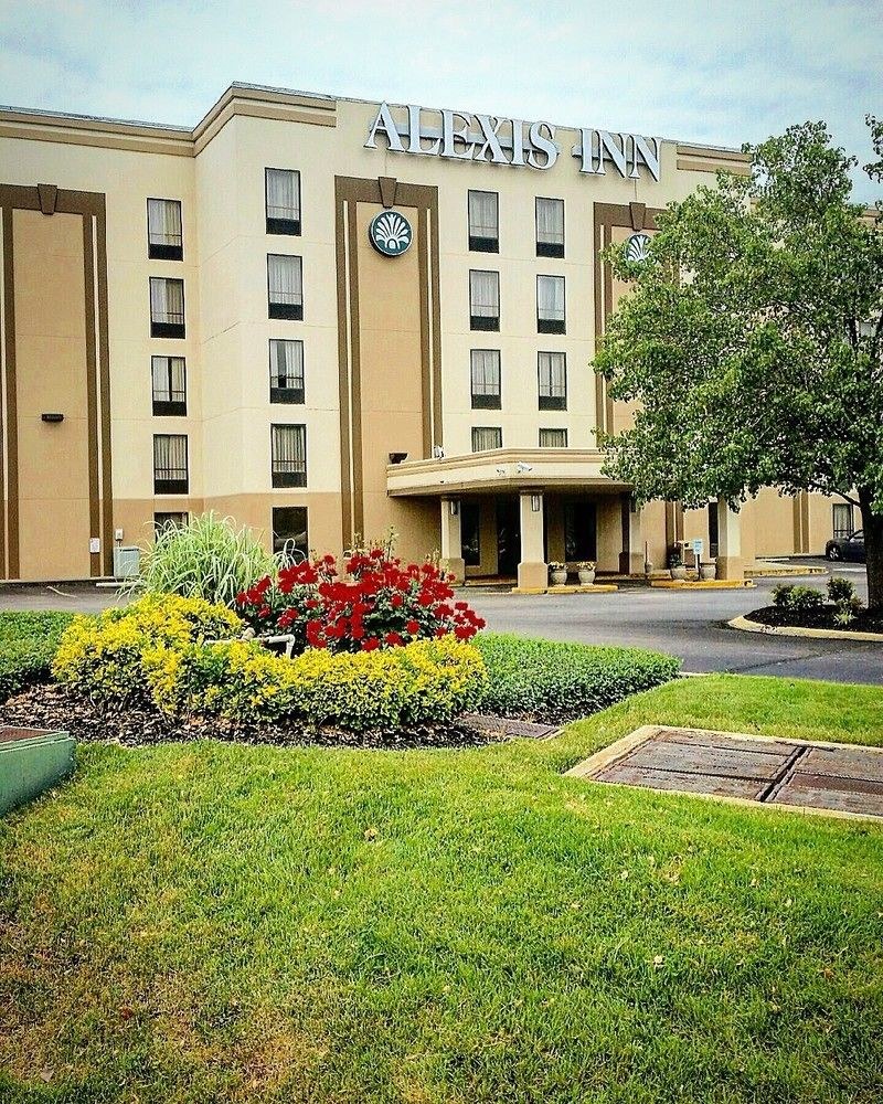 ALEXIS INN & SUITES