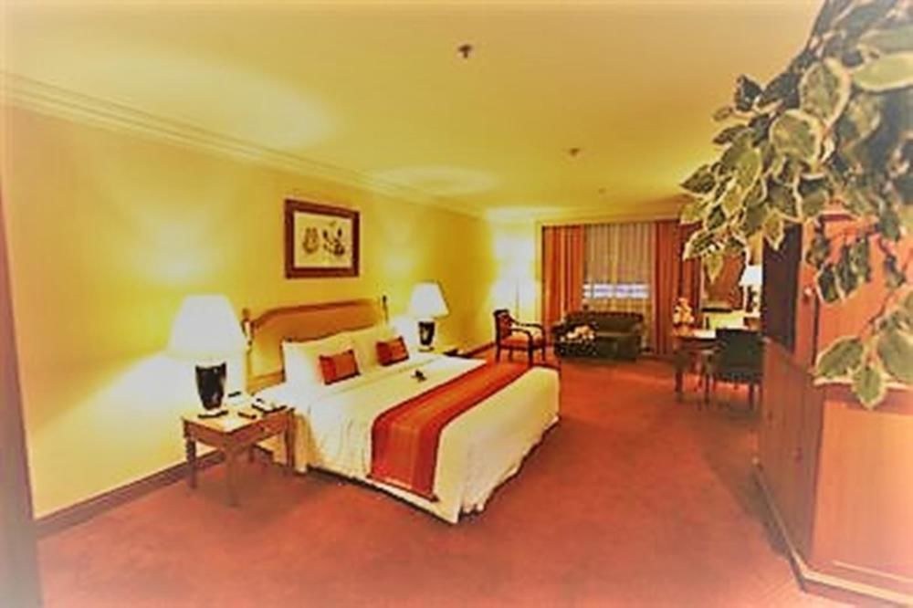 GOLDEN TULIP SOVEREIGN HOTEL BANGKOK photo 1