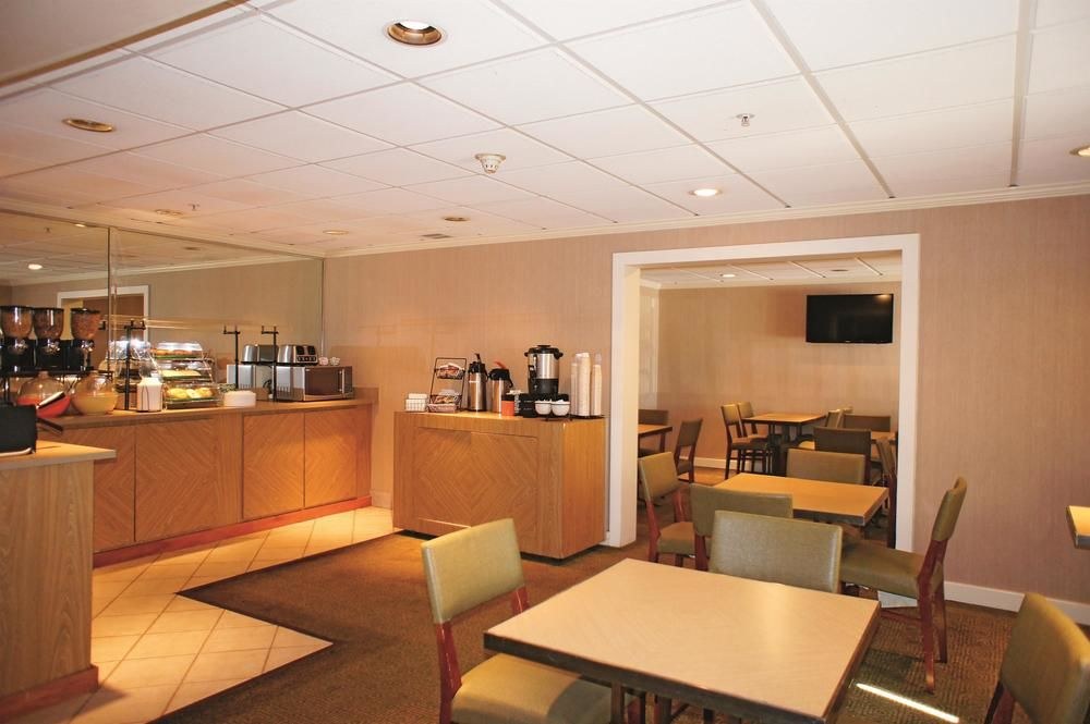 LA QUINTA INN & SUITES JACKSONVILLE MANDARIN photo 1
