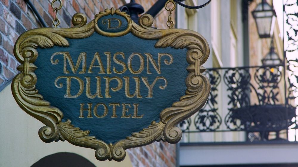 MAISON DUPUY