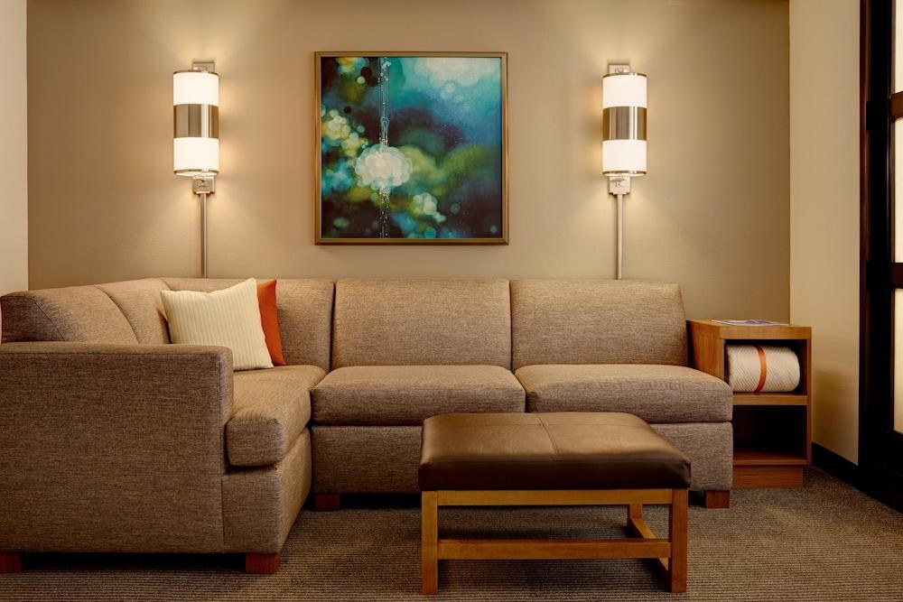 HYATT PLACE FT WORTH CITYVIEW photo 2